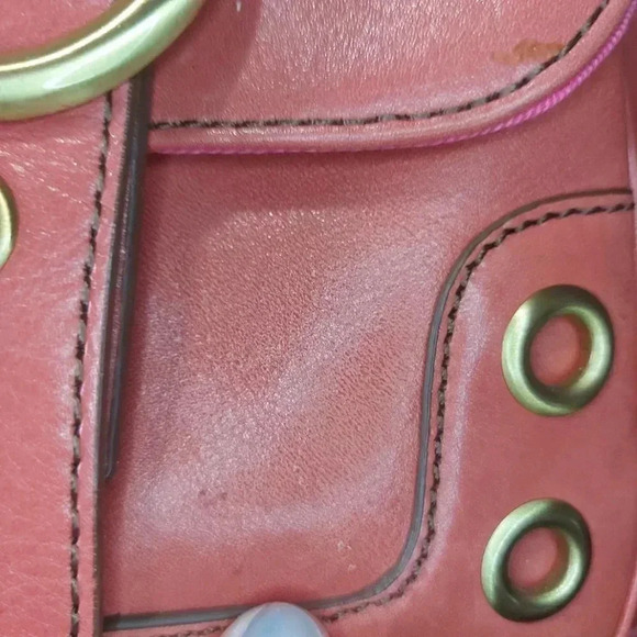 Maxx New York | Retro Style Coral Leather Satchel Gold Hardware - Picture 7 of 16